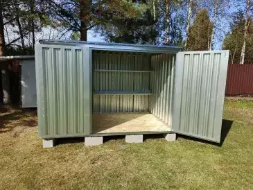 Хозблок для хозяйственных принадлежностей в цинковом цвете в дер. Говейново, Дмитровский г.о, МО