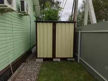 Хозблок для хозяйственных вещей в двойной расцветке в дер. Серково, г.о. Щелково, МО